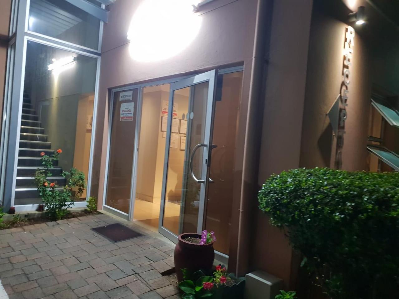 Essenwood Park Hotel Durban Exterior photo