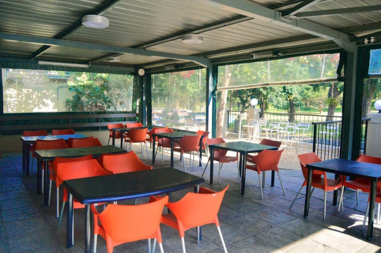 Essenwood Park Hotel Durban Exterior photo